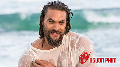 Vẻ nam tính, quyến rũ của người đàn ông đẹp nhất 2018 Jason Momoa